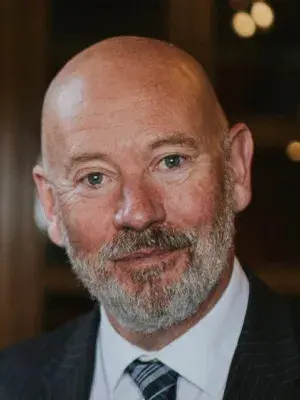 Photograph of Tim Maguire